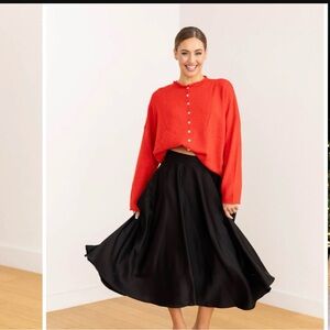 🖤 Pinch Silky Satin Midi Skirt with Pockets – Black | NWT 🖤